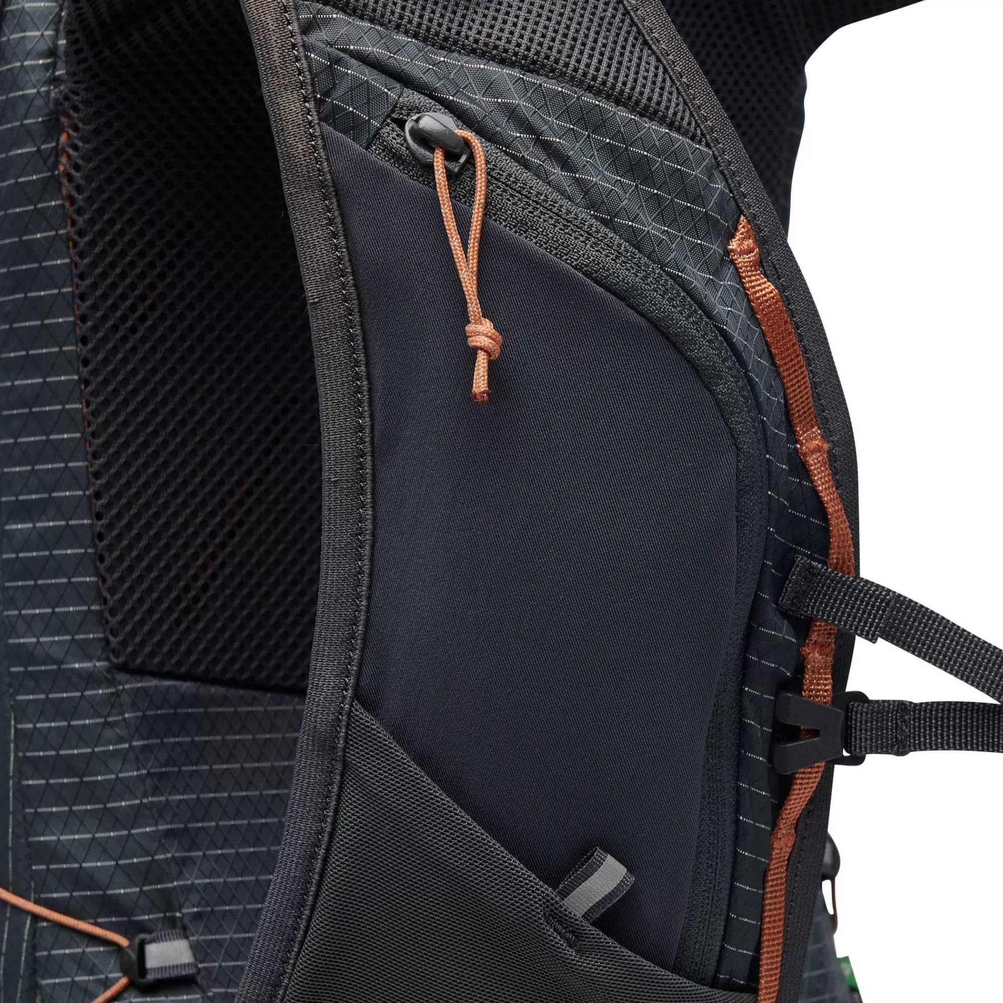 Black Diamond Pursuit 15 Backpack